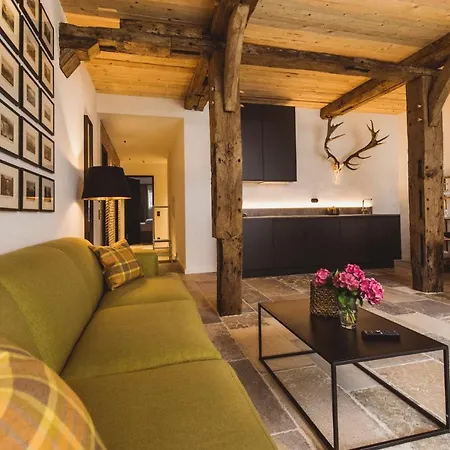 Gut Ferien Lofts Aparthotel *