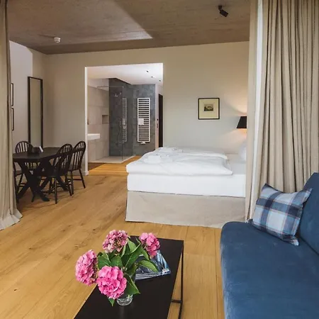 Hotel apartamentowy Gut Ferien Lofts Damp