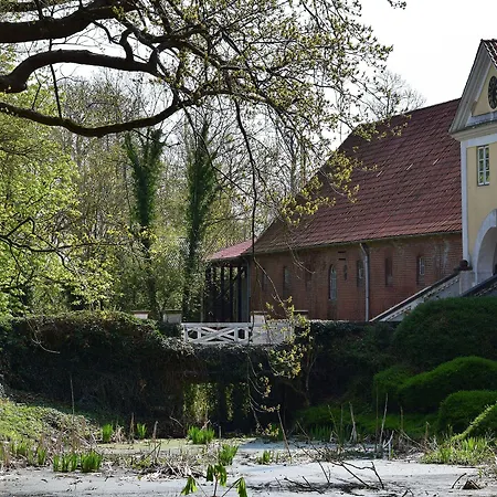Gut Ferien Lofts Aparthotel Damp